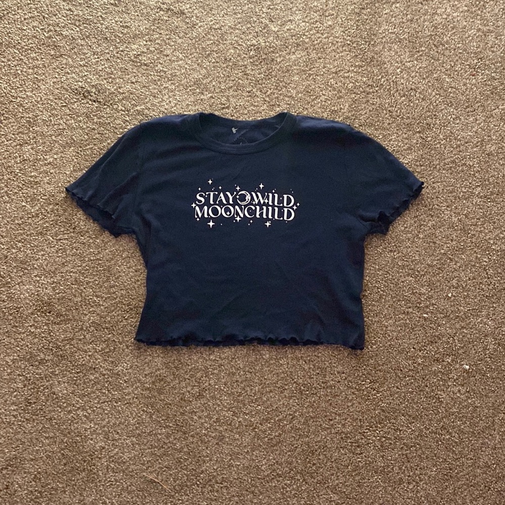 stay wild moon child cropped graphic tee